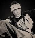 Ce va place cel mai mult la Tom? - pffff---imi place felul lui de a fi imi place cum - Tom Kaulitz